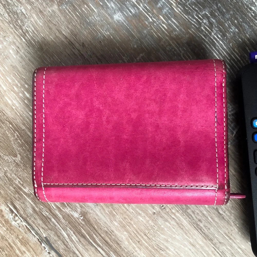 Coach Pink Leather Wallet ❤️ - Picture 3 of 3